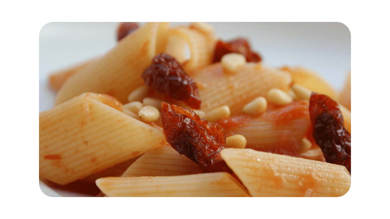 #115 – Pennoni, pignons de pin aux 2 tomates