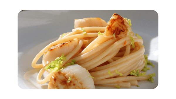 #141 – Spaghetti, Saint-Jacques, corail & pamplemousse