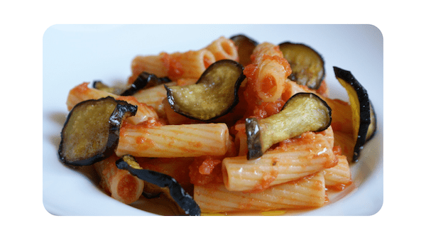 #184 – Tortiglioni, aubergines, sauce sicilienne