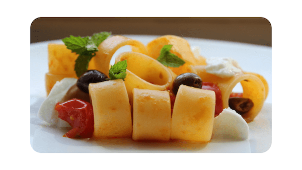 #191 – Calamarata, tomates, citron, anchois, mozzarella, menthe