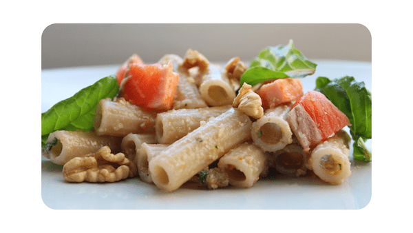 #225 – Tortiglioni, saumon, blettes, noix, citron confit, huile de sésame