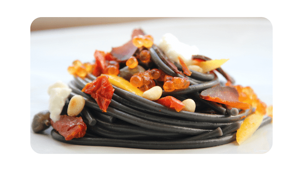 #237 – Spaghetti, encre de seiche, mozzarella & poutargue