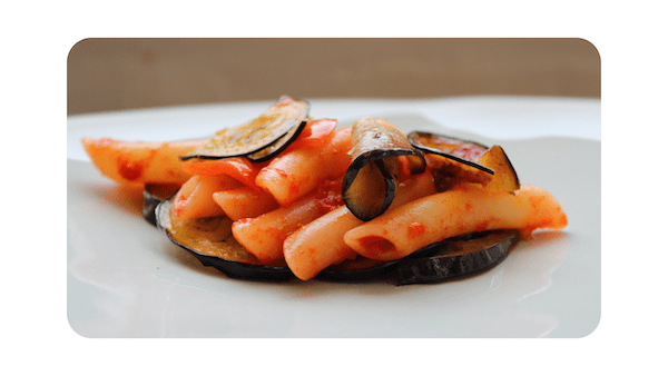 #263 – Penne, aubergines, veau, sauce tomates